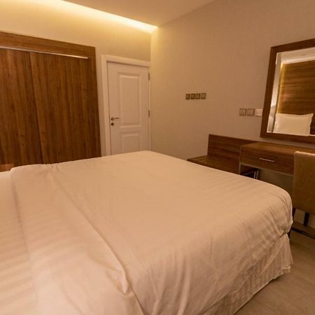 قولدن سكوير طريق الرياض Golden Square Riyadh Road Khamis Mushait Exterior photo