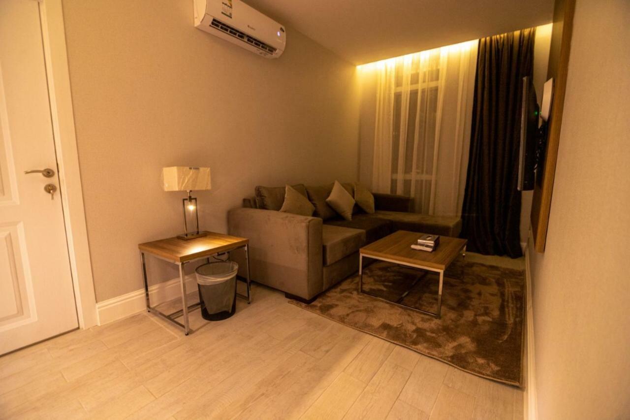 قولدن سكوير طريق الرياض Golden Square Riyadh Road Khamis Mushait Exterior photo